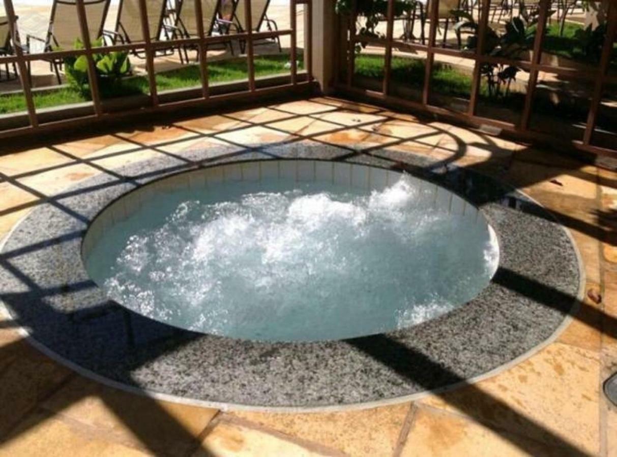 Lacqua Di Roma Com Piscina De Ondas Калдас-Новас Экстерьер фото