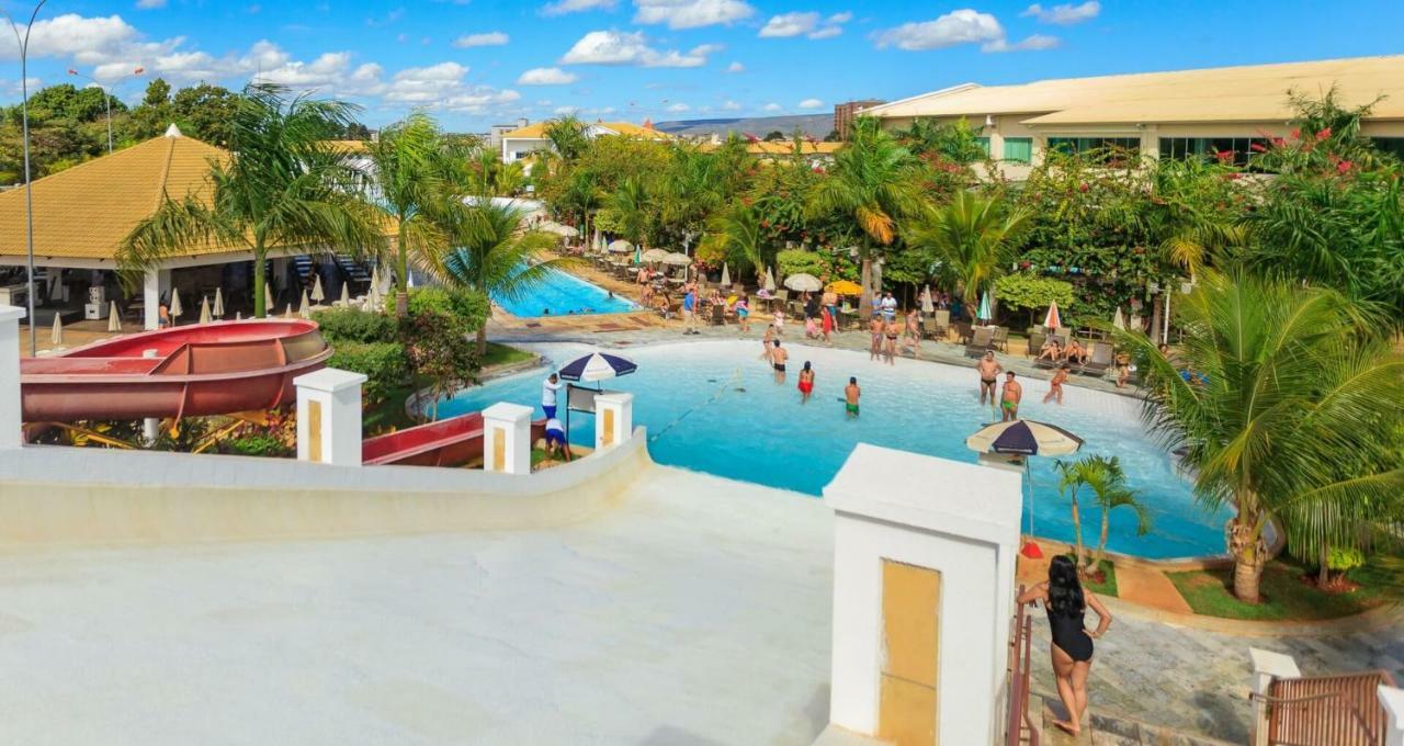 Lacqua Di Roma Com Piscina De Ondas Калдас-Новас Экстерьер фото