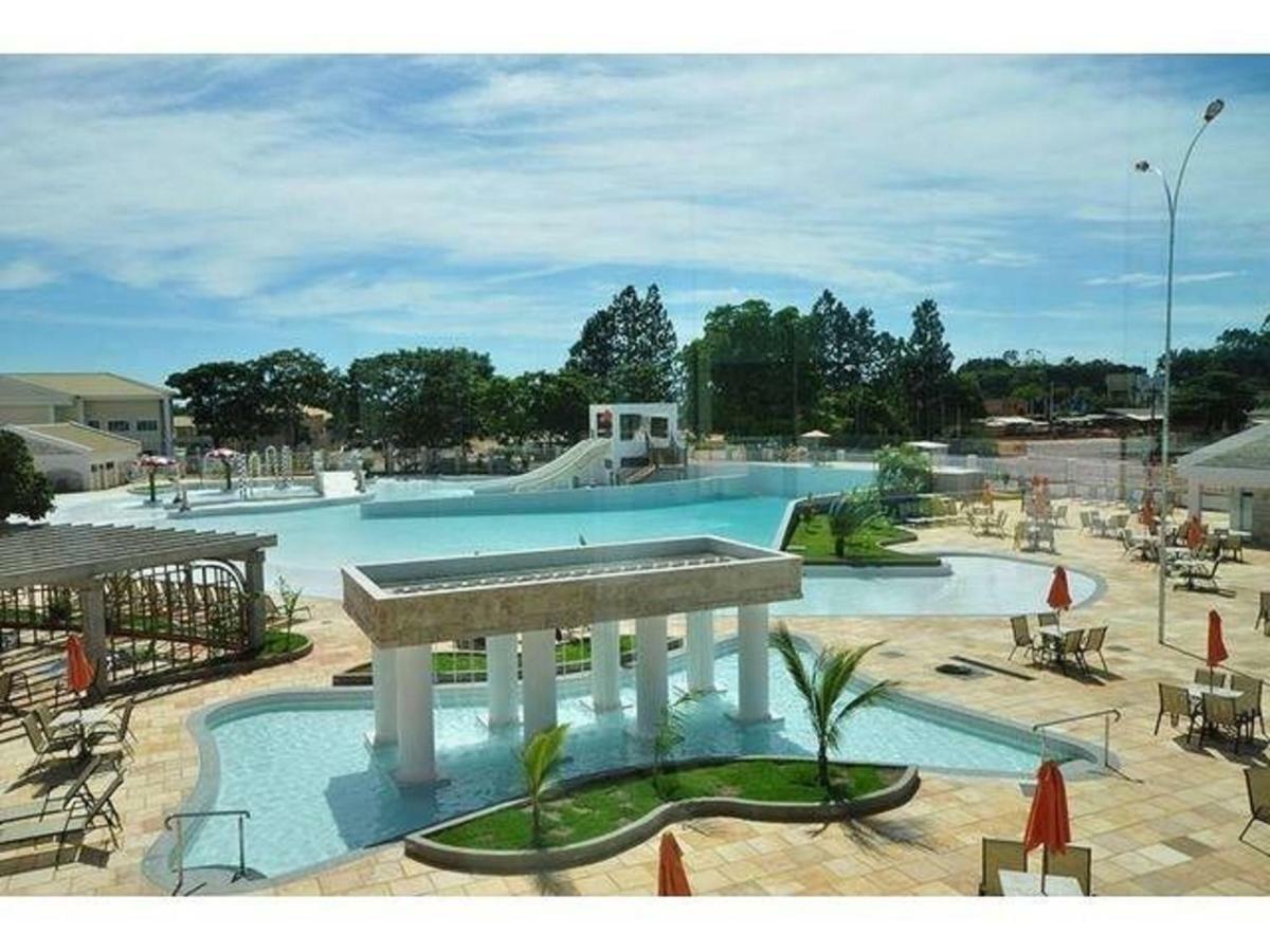 Lacqua Di Roma Com Piscina De Ondas Калдас-Новас Экстерьер фото